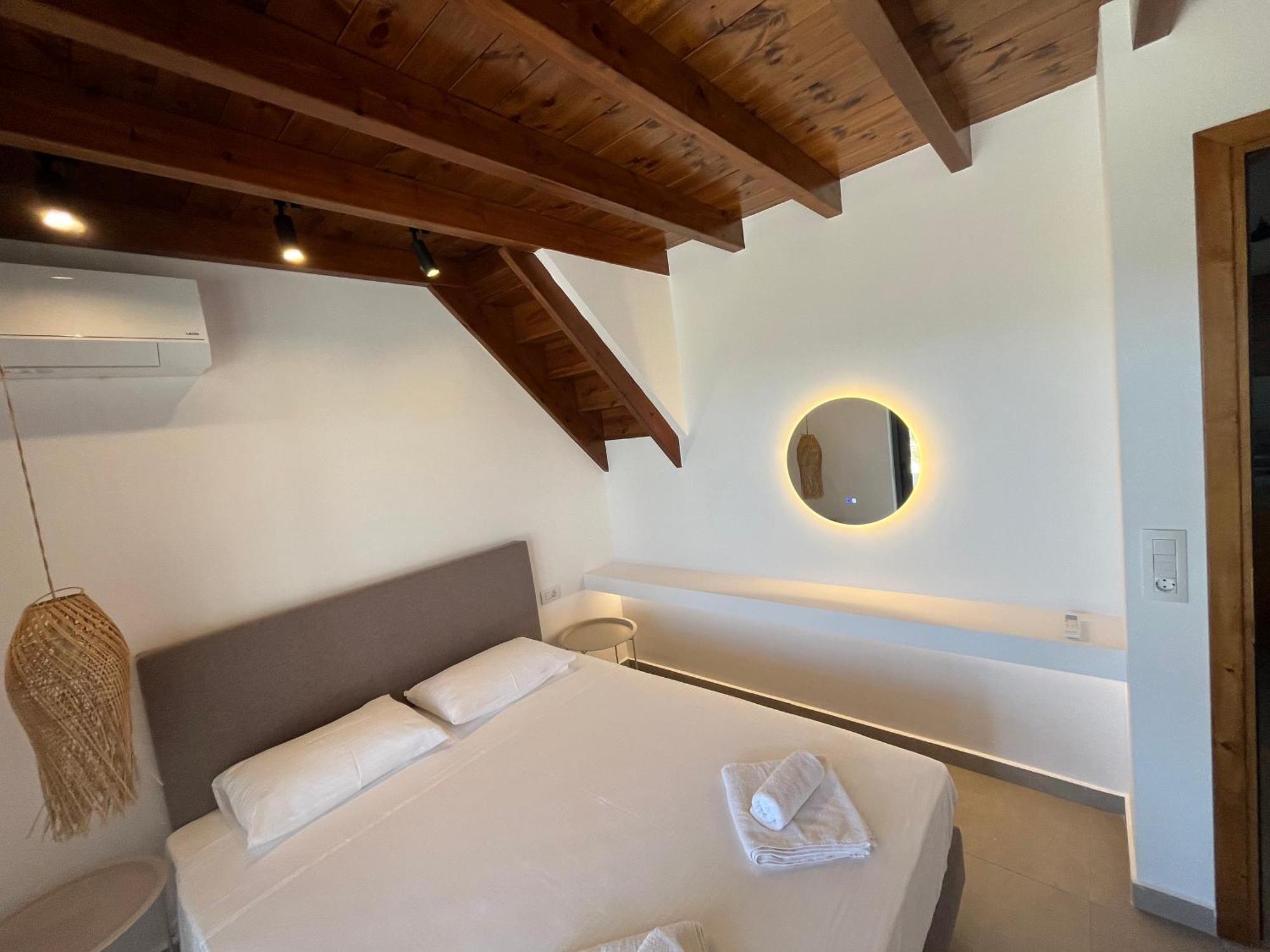 Cato Agro 3, Seafront Villa With Private Pool Afiartis Екстериор снимка