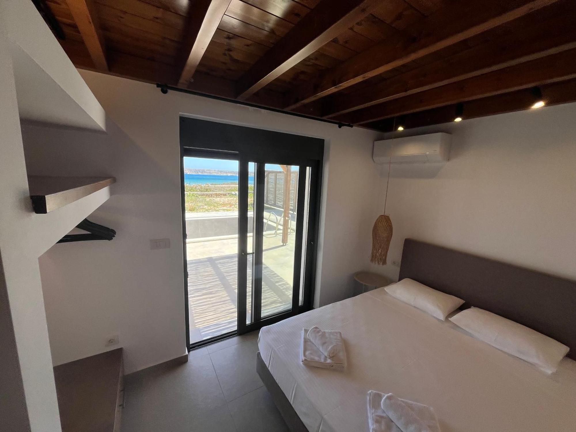 Cato Agro 3, Seafront Villa With Private Pool Afiartis Екстериор снимка